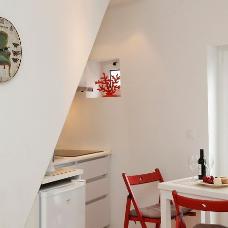 ליסבון Alfama Yellow House מראה חיצוני תמונה