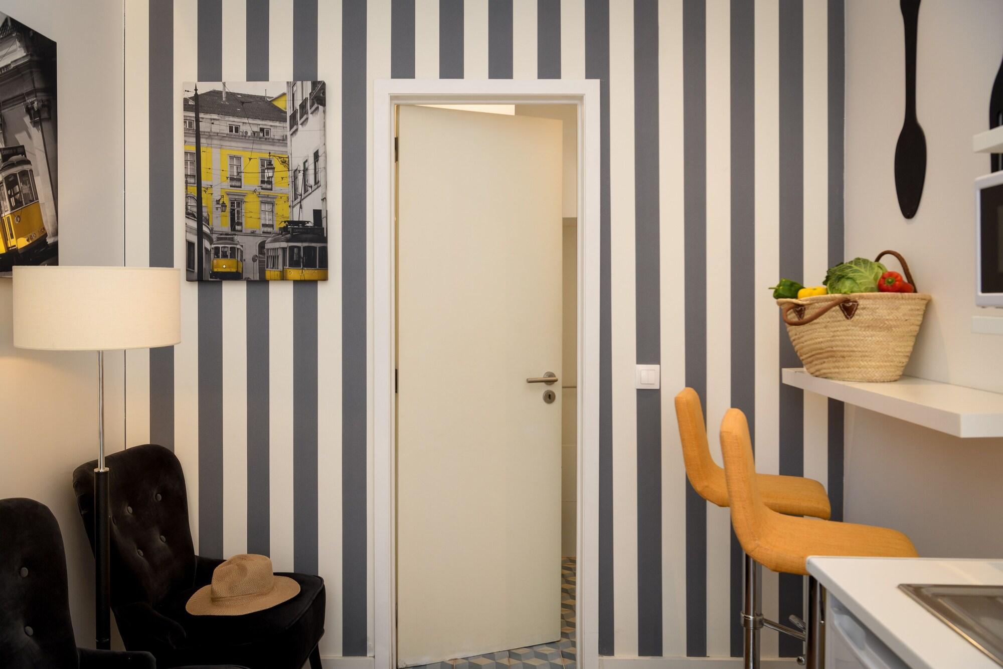 ליסבון Alfama Yellow House מראה חיצוני תמונה